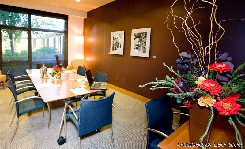 Cedarbrook Lodge SeaTac Bisnis foto