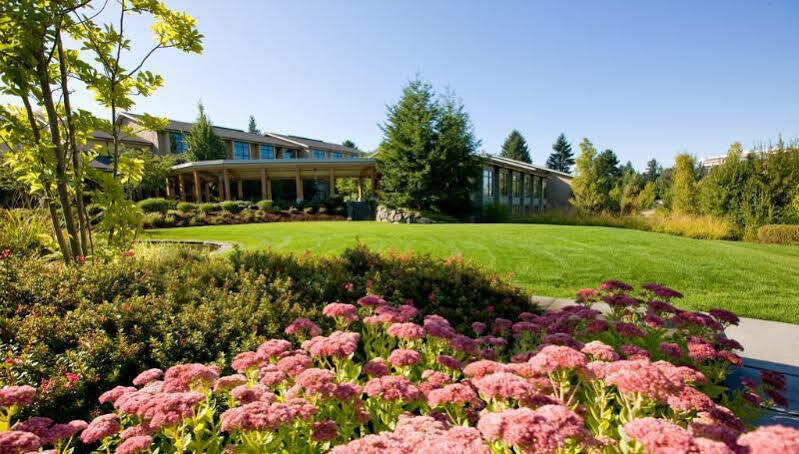 Cedarbrook Lodge SeaTac Bagian luar foto